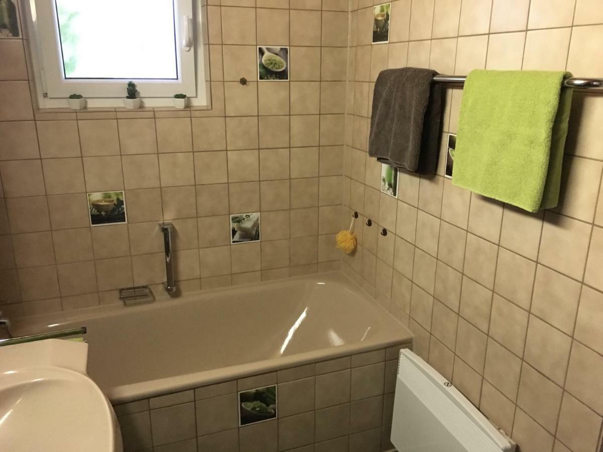 Apartment Andy & Gabi Neuhausen auf den Fildern Eksteriør bilde